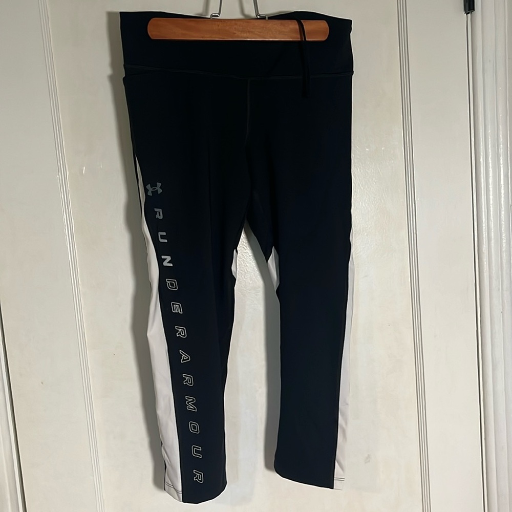 Cropped under armour leggings